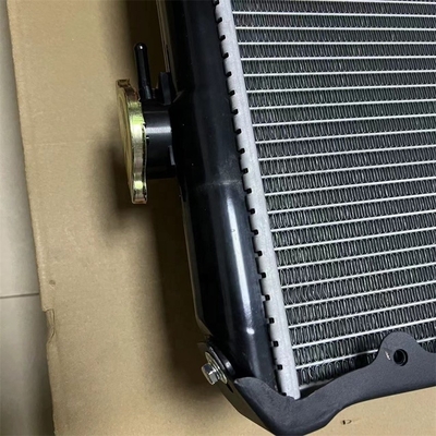 Κεραμίδα ψυκτικού αυτοκινήτου JMC CS75 PHEV με οικονομική απόδοση