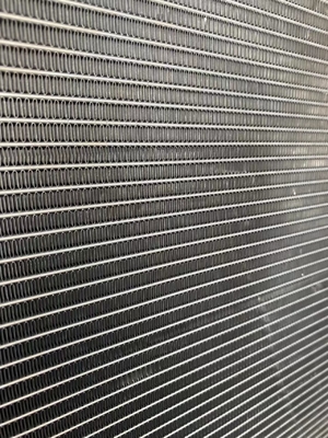 Μεγάλο δεξαμενόπλυμα 300 VV5 Κλιματιστικός συμπυκνωτής για οχήματα εκτός δρόμου 8105100XKM01A